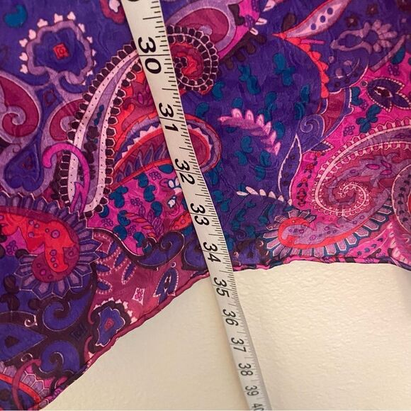 Wyoming Traders Paisley Pomegranate Royal Red Wild Rag Silk Scarf 34x35 - Picture 6 of 8